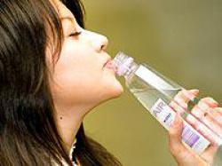 MINUM AIR MEMBUAT SEHAT